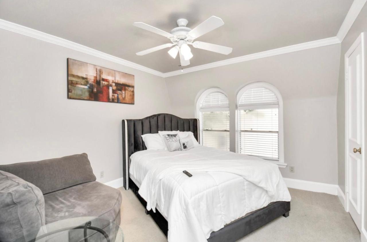 Stunning Private Room In Town Home Houston Exteriér fotografie